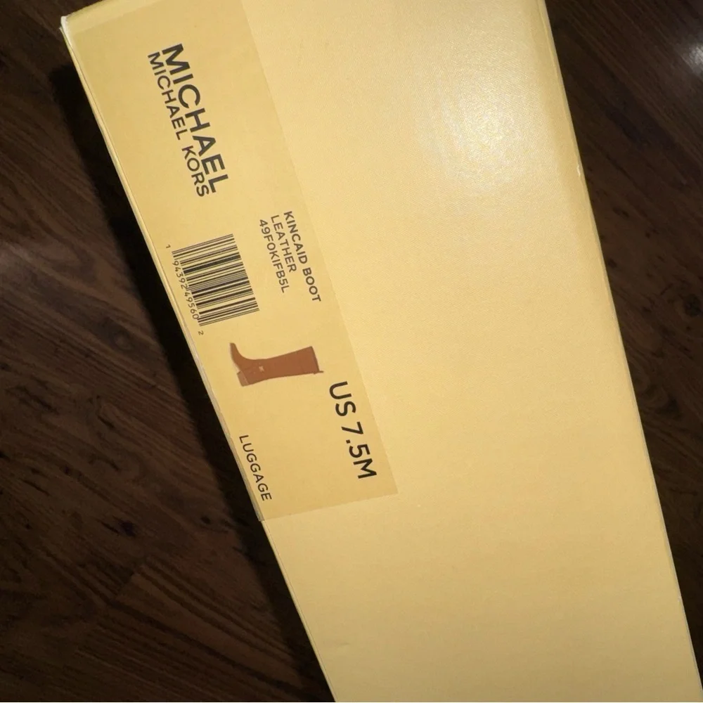 Michael Kors Kincaid Riding Boot in Luggage 7.5 NWT - Picture 6 of 6